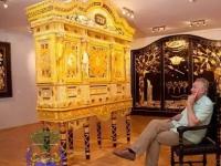 国外琥珀蜜蜡收藏家 拥有价值5亿美元藏品