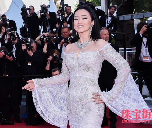 巩皇独占戛纳开幕红毯2分钟