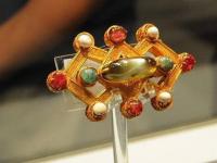 中山王厝墓共出土玛瑙环234件 制作工艺精美