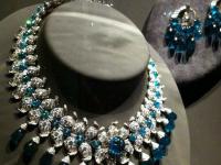 梵克雅宝高级珠宝艺术展 为观众带来一段引人入胜的艺术之旅