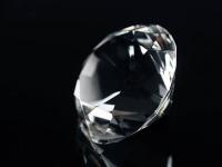 英国钻石开采商Gem Diamonds中开采一颗245克拉的白色IIa型毛坯钻石